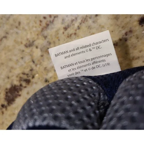 Dc Comics Batman Mesh Fabric 11" Plush Toy - Picture 5 of 9